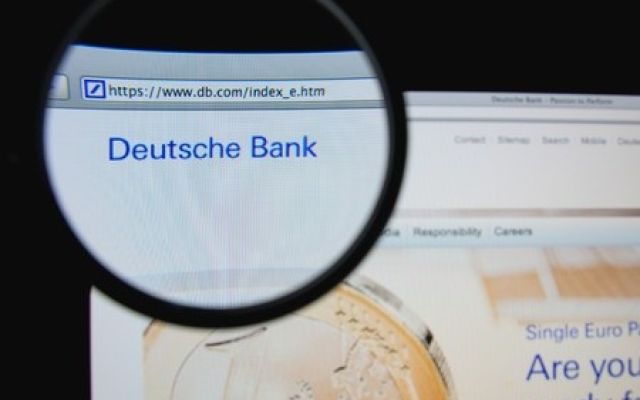 Deutsche Bank è la nuova  Lehman Brothers? Is Deutsche Bank the next Lehman Brothers? ¿Es Deutsche Bank el nuevo Lehman Brothers?